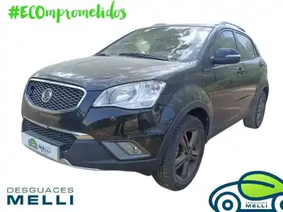 Vehículo de desguace SSANGYONG KORANDO  del año 2011 con motor 671950