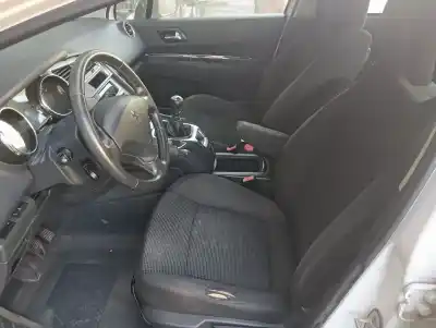 Veículo de Sucata peugeot 5008 active do ano 2001 alimentado 9hr