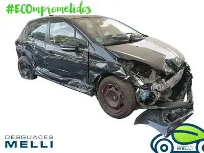 Veículo de Sucata peugeot 208 access do ano 2016 alimentado zm01
