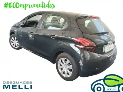 Veículo de Sucata peugeot 208 access do ano 2016 alimentado zm01
