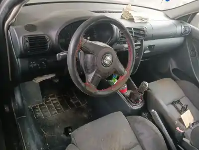 Здавання транспортного засобу seat leon (1m1) 1.9 tdi року 2004 потужний asv
