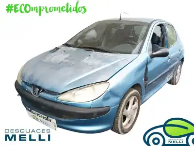 Veículo de Sucata peugeot 206 berlina xr do ano 1999 alimentado wjz