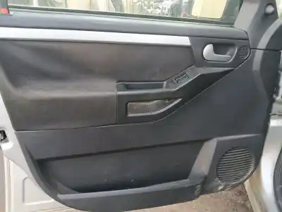 Veicolo di demolizione opel meriva cosmo dell'anno 2004 alimentato z17dth
