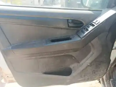 Здавання транспортного засобу isuzu d-max double cab custom 4wd року 2016 потужний 4jk1e5s