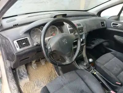 Здавання транспортного засобу peugeot 307 break / sw (s1) sw pack року 2005 потужний 9hy