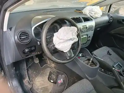 Veículo de Sucata seat leon (1p1) reference do ano 2008 alimentado bls