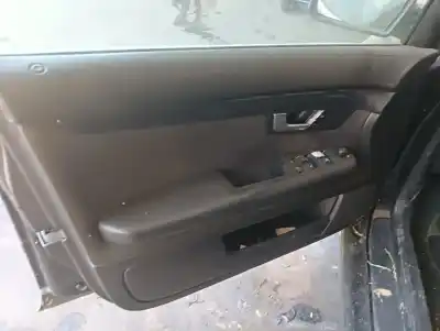 Здавання транспортного засобу audi a4 b6 (8e2) 1.9 tdi року 2002 потужний awx