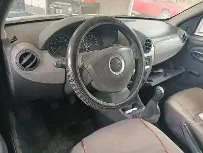 Scrapping Vehicle dacia sandero ambiance of the year 2001 powered k9k792