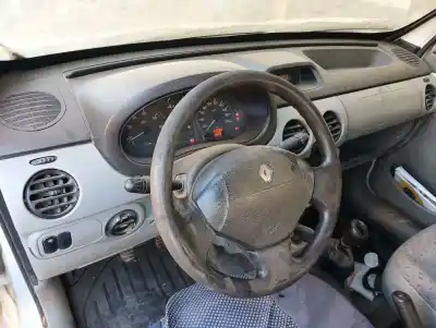Здавання транспортного засобу renault kangoo (f/kc0) authentique року 2001 потужний k9k704