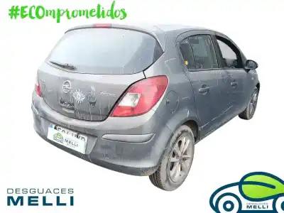 Veicolo di demolizione opel corsa d expression dell'anno 2001 alimentato a13dtc