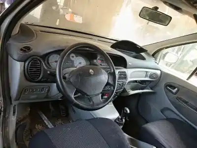 Здавання транспортного засобу renault scenic rx4 (ja0) 1.9 dci salomon року 2002 потужний f9q748