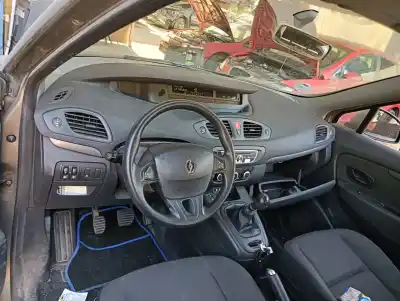 Verschrottungsfahrzeug renault scénic iii (jz0/1_) 1.6 16v (jz0u, jz1b) des jahres 2009 angetrieben k4m858