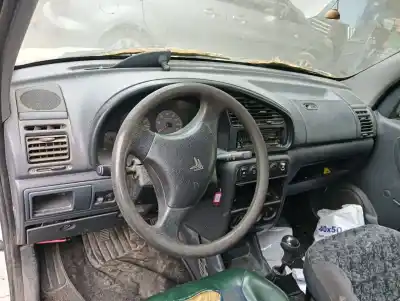 Véhicule à la ferraille citroen berlingo 1.9 d multispace de l'année 2001 alimenté wjz