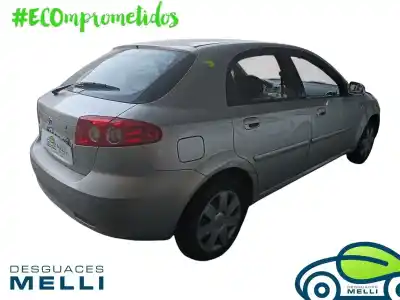 Veículo de Sucata daewoo lacetti sx do ano 2004 alimentado f16d3