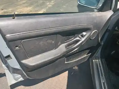 Veículo de Sucata bmw serie 3 berlina (e36) 325td do ano 2001 alimentado 256t1