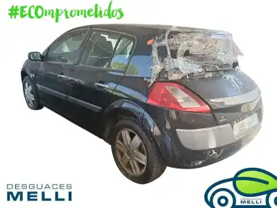 Véhicule à la ferraille RENAULT MEGANE II BERLINA 5P  de l'année 2004 alimenté K9K722