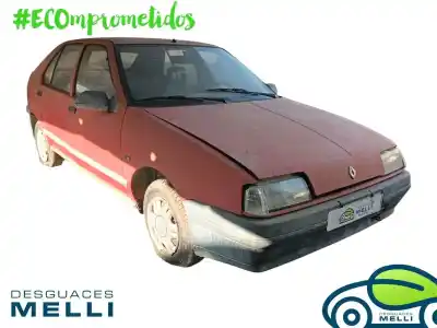 Véhicule à la ferraille RENAULT 19 HATCHBACK (B/C53)  de l'année 1990 alimenté C1J