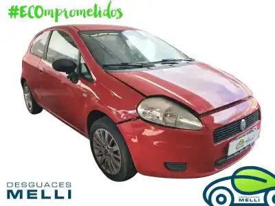 Véhicule à la ferraille FIAT GRANDE PUNTO (199_)  de l'année 2007 alimenté 199A3000