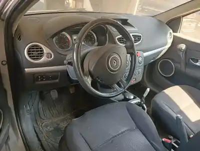 Здавання транспортного засобу renault clio iii expression року 2008 потужний k9k766 Здавання транспортного засобу renault clio iii expression року 2008 потужний k9k766