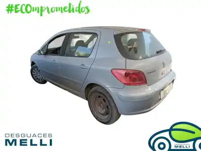 Veículo de Sucata PEUGEOT 307 (S1)  do ano 2003 alimentado NFU