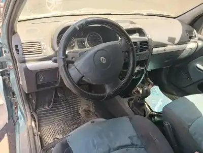 Здавання транспортного засобу renault clio ii fase ii (b/cb0) billabong року 2003 потужний d4f712