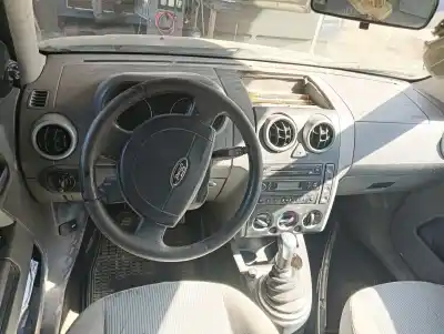 Здавання транспортного засобу ford fusion (cbk) elegance року 2003 потужний f6ja