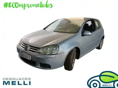 Sloopvoertuig VOLKSWAGEN GOLF V BERLINA (1K1)  van het jaar 2004 aangedreven BKC