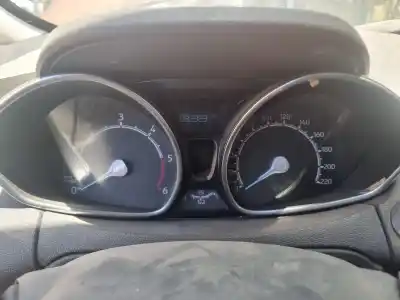 Здавання транспортного засобу ford ecosport titanium року 2001 потужний xvjd