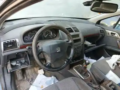 Scrapping Vehicle peugeot 407 st confort of the year 2004 powered rhr