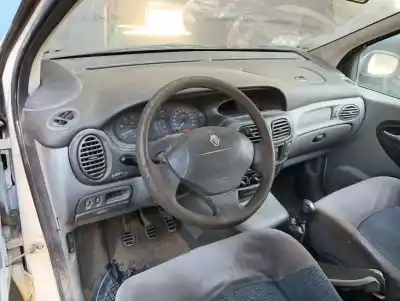 Здавання транспортного засобу renault scenic (ja..) 1.9 dti diesel 80 cv / 59 kw року 2002 потужний f9q744