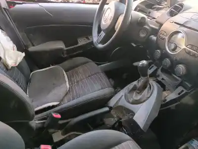 Scrapping Vehicle mazda 2 (de_, dh_) 1.3 (de3fs) of the year 2008 powered zj46