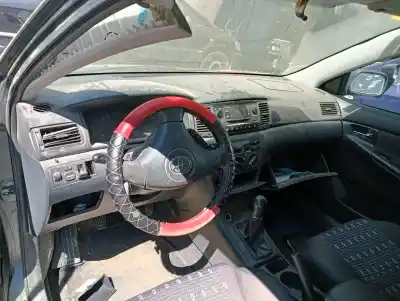 Veicolo di demolizione toyota corolla (_e12_) 1.4 vvt-i (zze120_) dell'anno 2004 alimentato 4zzfe