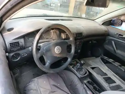 Scrapping Vehicle volkswagen passat b5.5 variant (3b6) 1.9 tdi of the year 2002 powered avb