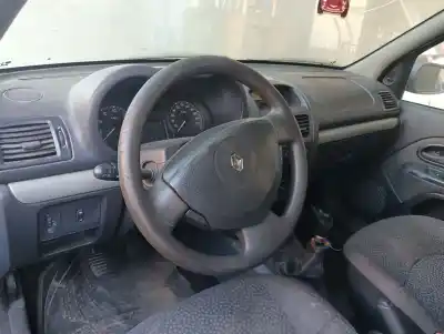 Здавання транспортного засобу renault clio ii fase ii (b/cb0) campus року 2007 потужний k9k714