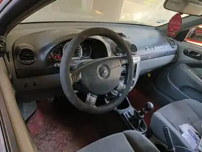 Veículo de Sucata chevrolet lacetti se do ano 2006 alimentado f14d3