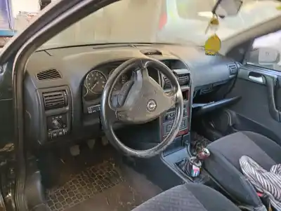 Здавання транспортного засобу opel astra g berlina elegance року 2001 потужний z18xe