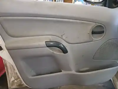 Здавання транспортного засобу citroen c3 (f desde 11/2001) 1.1 8v року 2003 потужний hfx