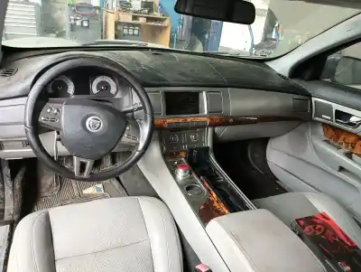 Veículo de Sucata jaguar xf 3.0 v6 diesel luxury do ano 2010 alimentado 306dt