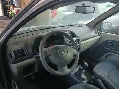 Утилизация автомобиля renault clio ii fase ii (b/cb0) expression года 2002 питание d7f