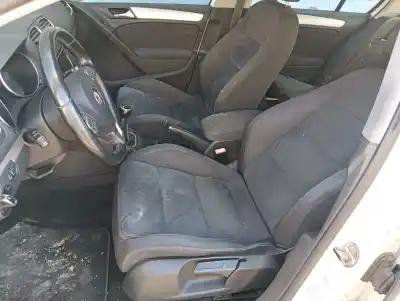 Veículo de Sucata volkswagen golf vi (5k1) 1.4 tsi do ano 2010 alimentado caxa