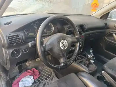 Sloopvoertuig volkswagen passat b5.5 (3b3) 1.9 tdi van het jaar 2002 aangedreven avf