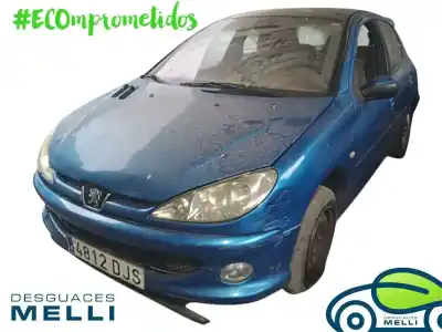 Sloopvoertuig PEUGEOT 206 BERLINA  van het jaar 2005 aangedreven 8HZ