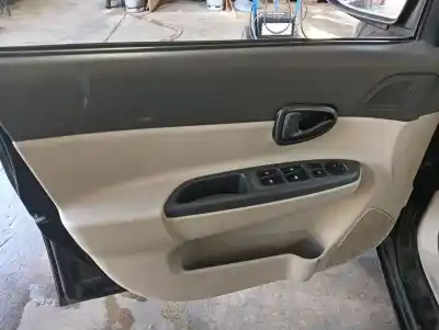 Veicolo di demolizione hyundai accent (mc) gl crdi dell'anno 2007 alimentato d4fa