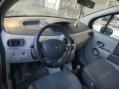 Scrapping Vehicle renault modus confort dynamique 98 cv / 72 kw of the year 2005 powered k4j770