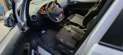 Veicolo di demolizione opel corsa d cmon dell'anno 2012 alimentato a13dte