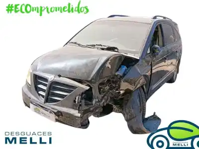 Здавання транспортного засобу ssangyong rodius xdi року 2006 потужний d27dt