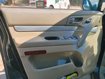 Здавання транспортного засобу ssangyong rodius xdi року 2006 потужний d27dt