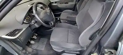 Veículo de Sucata peugeot 207 xt do ano 2007 alimentado kfu