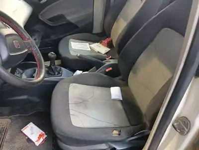 Veículo de Sucata seat ibiza (6j5) reference do ano 2013 alimentado cay