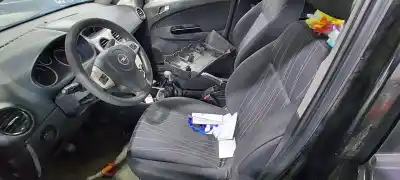 Здавання транспортного засобу opel corsa d essentia року 2007 потужний z13dtj